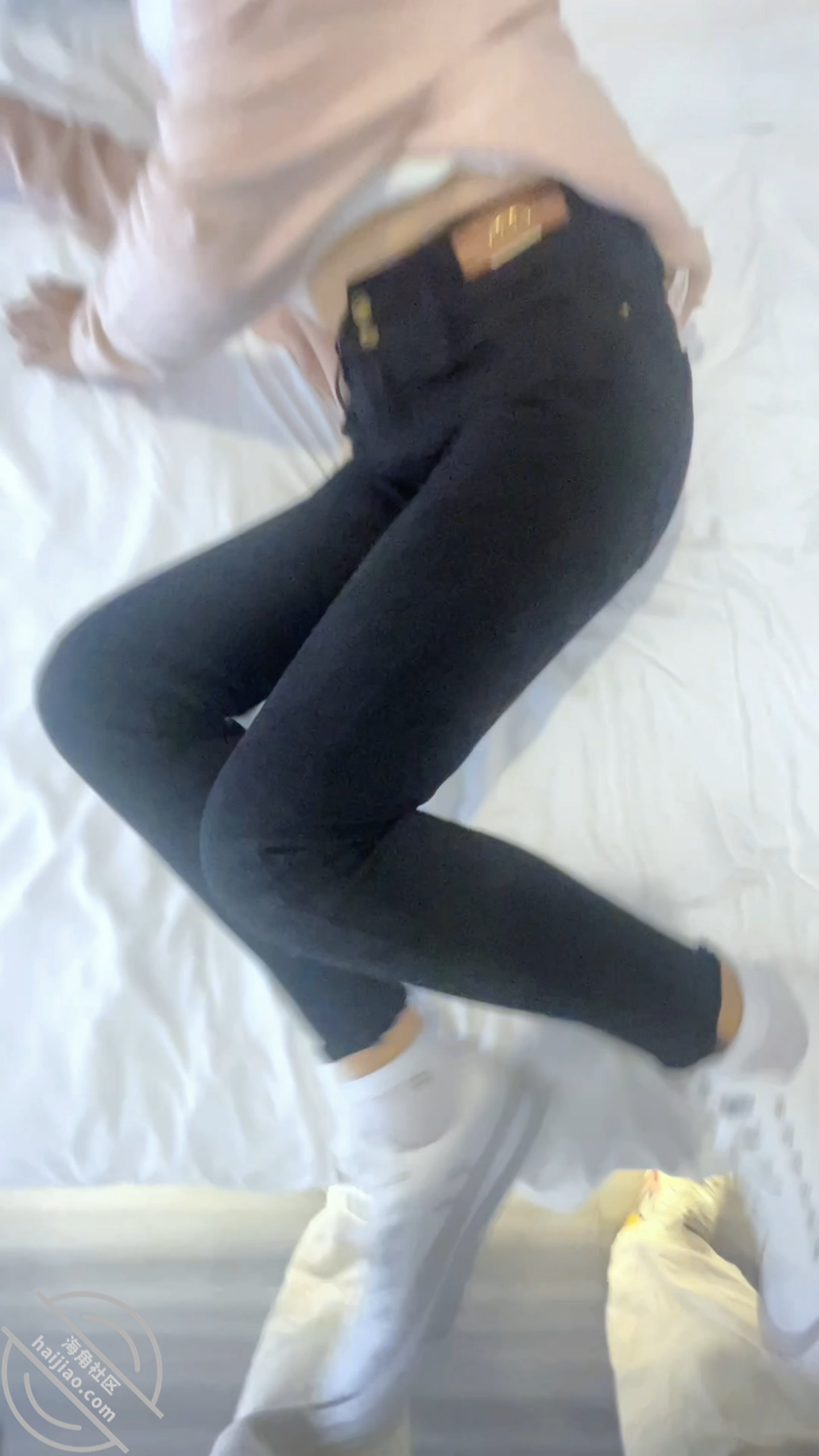 图片[5]-作者：我的母狗房东 《(原创视频)大我十岁的房东少妇像条狗一样任我摆布，排卵期强制内射灌满流出》-老宋小屋