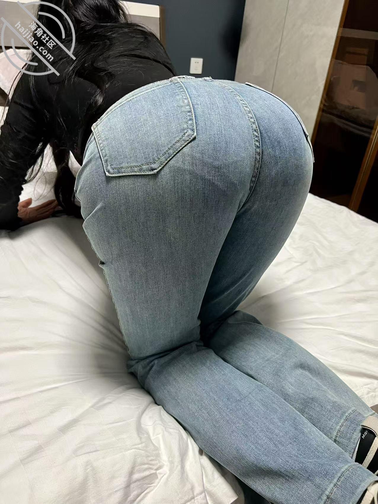 图片[5]-作者：奶子即正义 《原创:情人节特辑,约操牛仔裤紧身衣美胸姐姐,极品前凸后翘,美胸上位绝了～》-老宋小屋