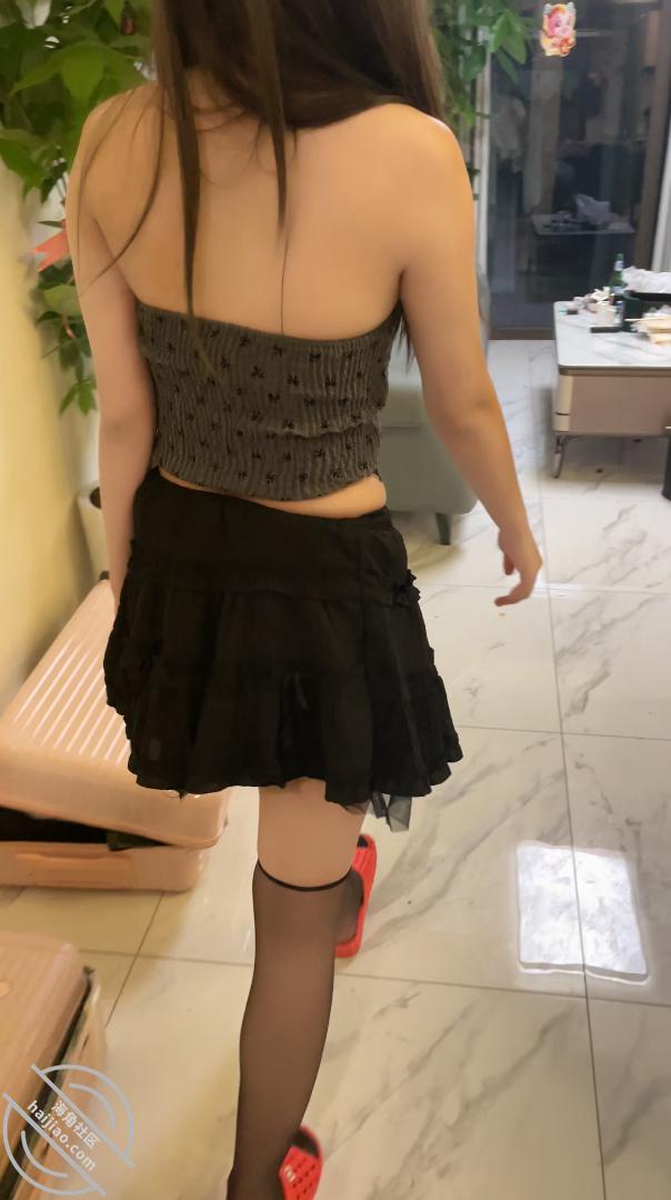 图片[6]-作者：烟色晚空、 《原创:趁老哥不在家,拿下他那超高颜值的老婆,光她那张脸就够我射得了~》-老宋小屋