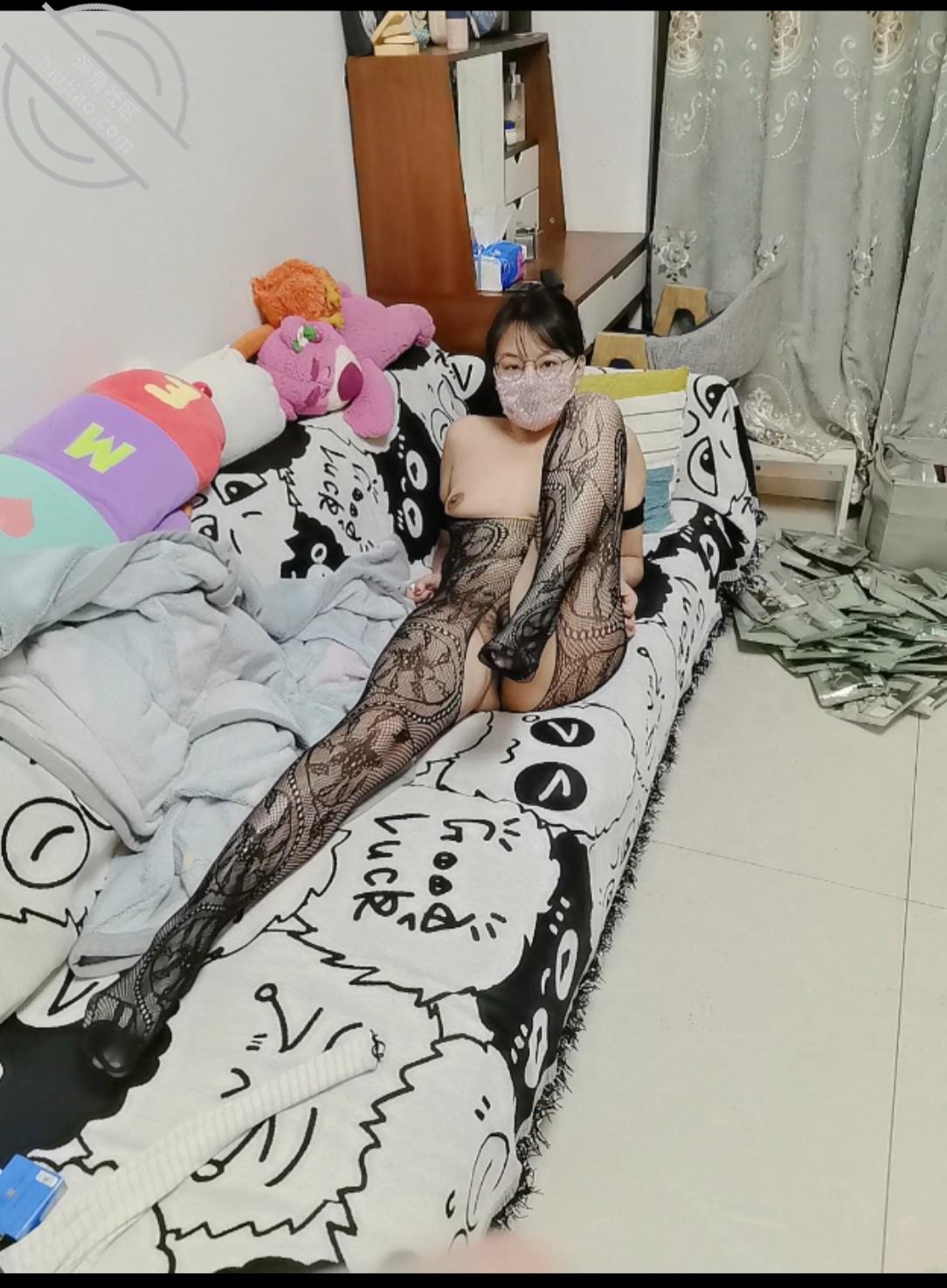 图片[6]-作者：寻欢作乐-淫妻 《淫妻之旅-新年新起点给大家拜年啦【原创露脸】》-老宋小屋