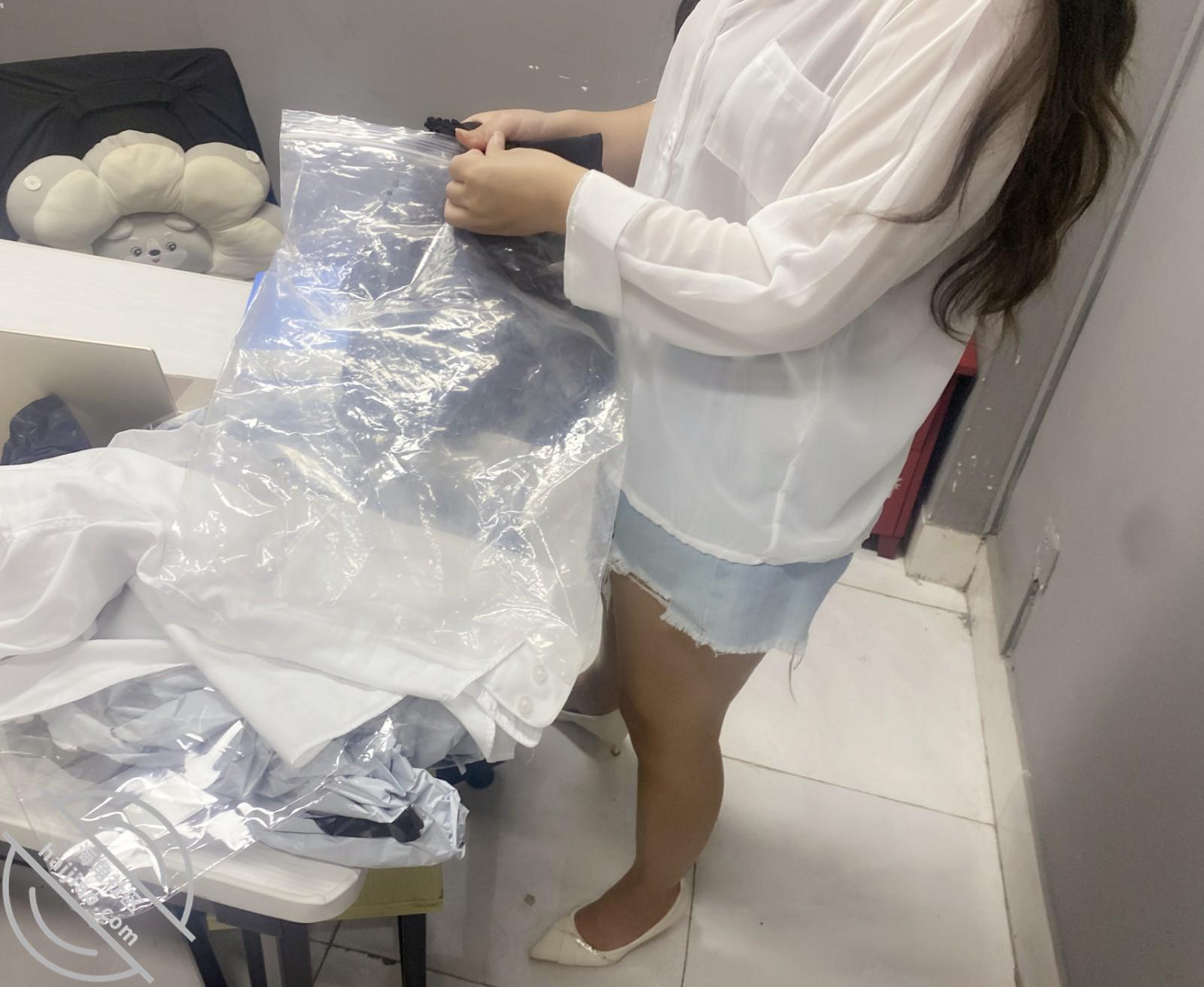 图片[6]-作者：舅妈的爱情故事 《【真实乱伦】庆祝舅妈生日给 外甥足交乱伦》-老宋小屋