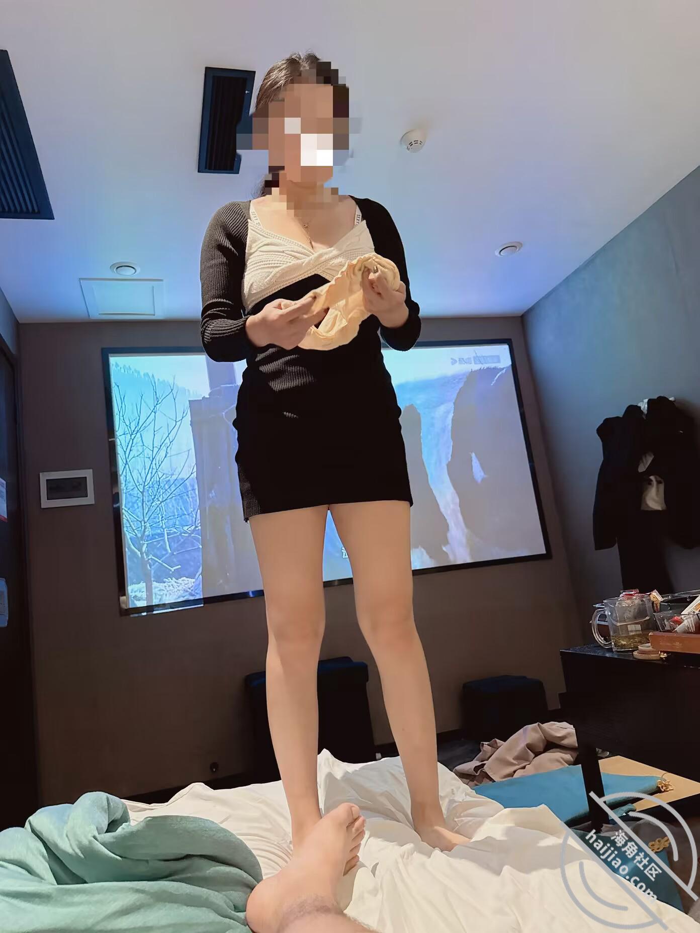 图片[6]-作者：拿走妹妹的处女 《【原创视频】骚逼妹妹在足疗店被操，一声都不敢叫简直太刺激了。》-老宋小屋