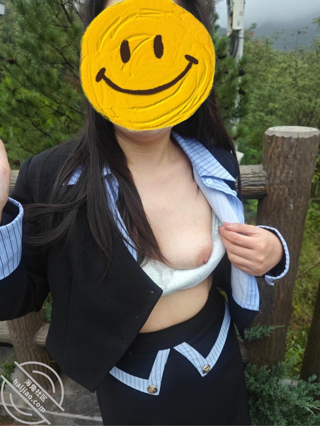 图片[6]-作者：操上少妇熟女御姐 《【轻熟表姐】22 中秋佳节户外约战表姐 表姐穿情趣内裤车震 赠送金币哈》-老宋小屋