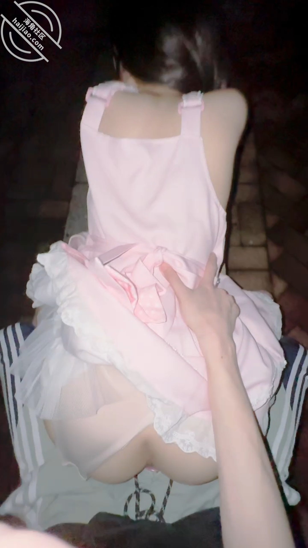 图片[6]-作者：意淫自己妹妹 《【原创视频103】校园内石凳上，抱着被保安看见的风险疯狂与妹妹做爱》-老宋小屋