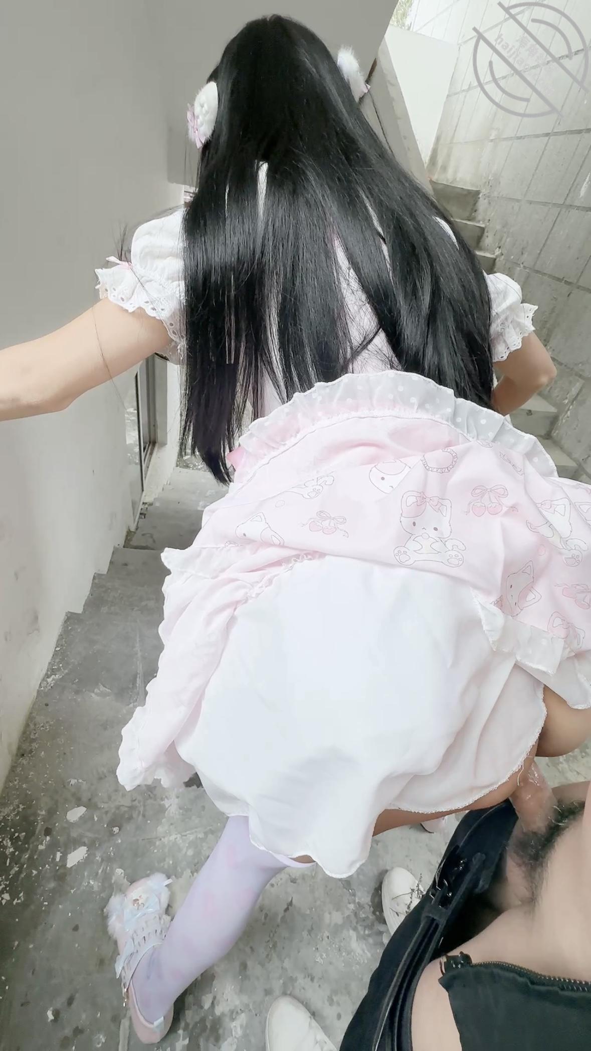 图片[6]-作者：长腿女儿丽丽 《原创（109）跟女儿在朋友家楼梯间里做爱，扛着腿抱着干，精液全喷在屁股上》-老宋论坛