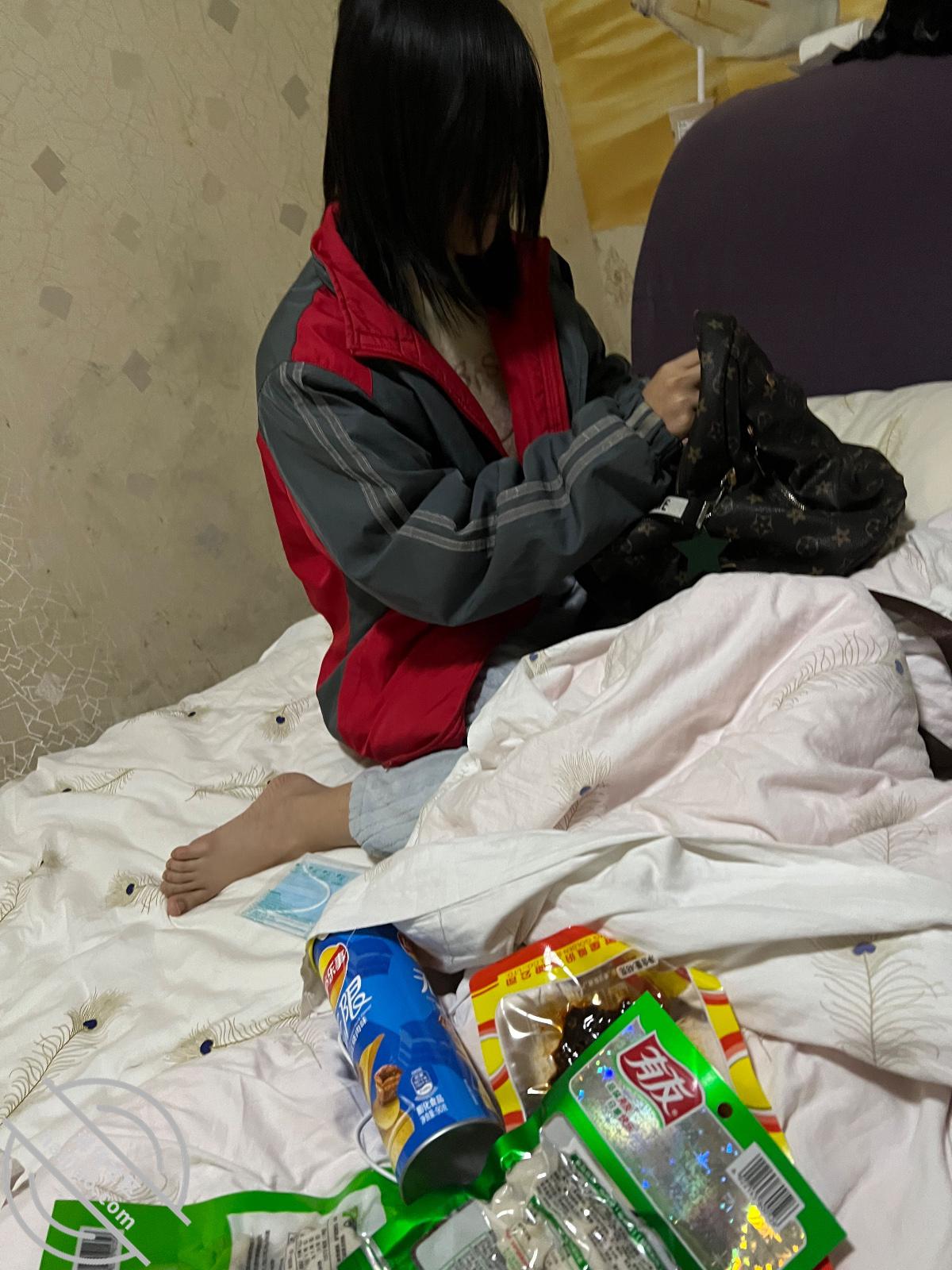 图片[6]-作者：学以致用 《早上送女儿去外地考场考试，在房间没忍住把性感的乖女儿给强奸了！女儿逼真紧》-老宋小屋