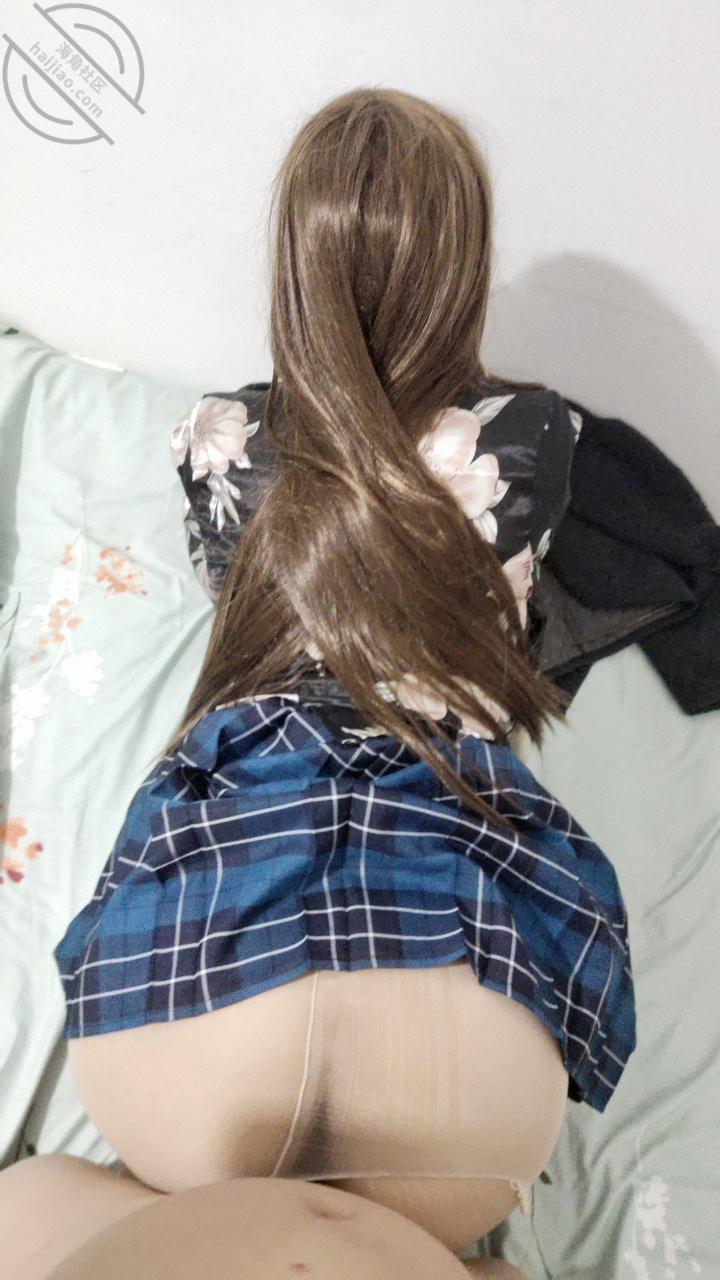 图片[6]-作者：19岁女儿小亚 《视频贴 和女儿沟通过后。决定让我与他男友共存 白袜+肉丝踩我》-老宋小屋