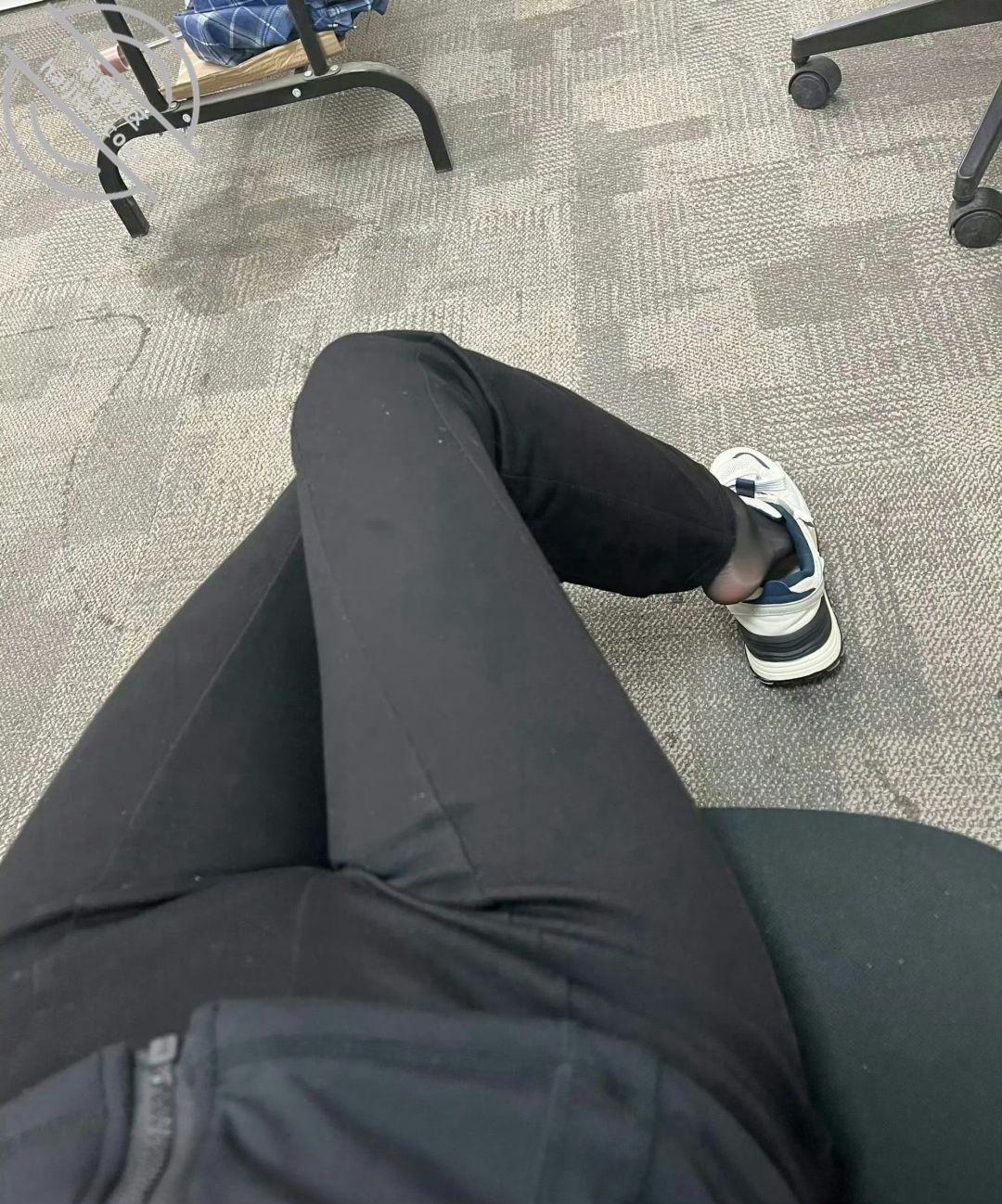 图片[6]-作者：我的离婚姐姐 《《最新视频》把老姐哄到北方陪我。她男朋友不会知道打电话时候她在我的胯下》-老宋小屋