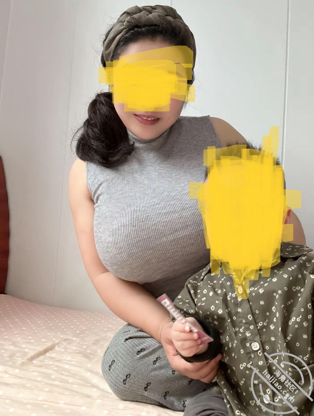 图片[6]-作者：奶子即正义 《原创:上门按摩的良家巨乳妹子,G杯销魂大奶会喷水,摇摆的奶子太要命了~》-老宋小屋