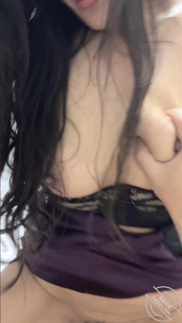 图片[69]-作者：奶子即正义 《原创:姐夫刚出门,姐姐就被我揪着头发按在沙发上爆操,紫色果然有韵味~》-老宋小屋