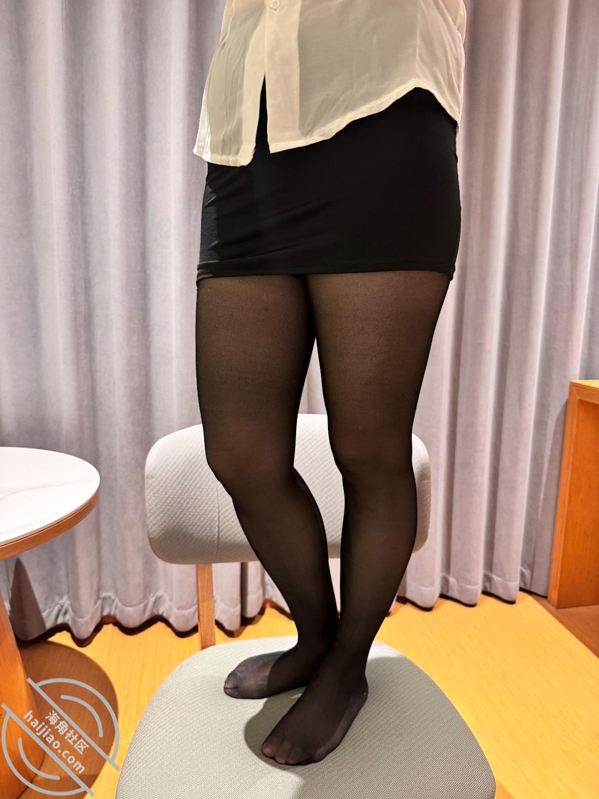 图片[7]-作者：你的妈妈 《阿姨黑丝足交让我疯狂舔骚穴，内射结尾有自慰棒》-老宋小屋