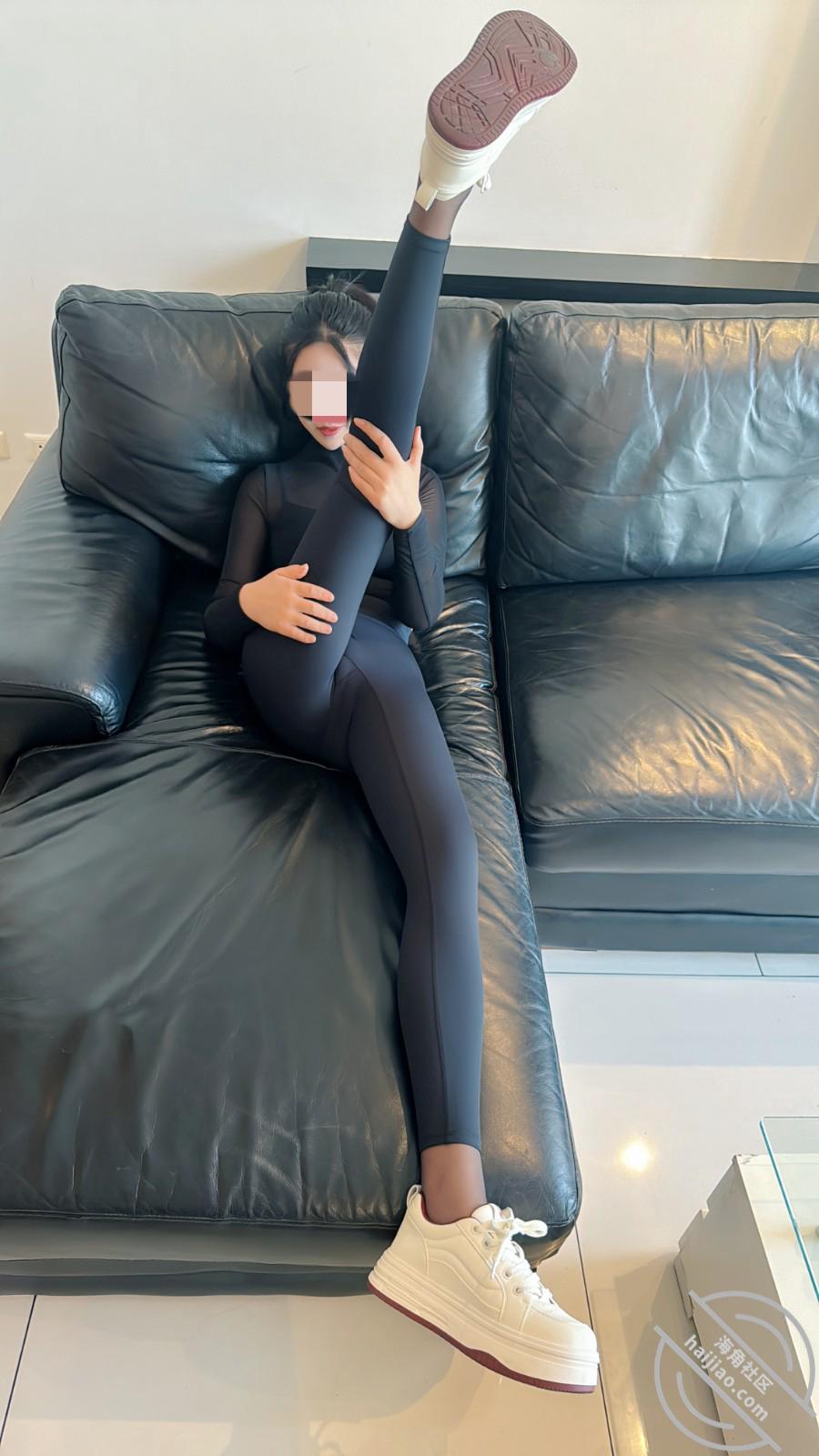 图片[7]-作者：会喷水的亲姐姐 《【超清原创】姐姐生日当天穿开档丝逛街，在楼梯就地爆操，首次见后入边插边喷》-老宋小屋