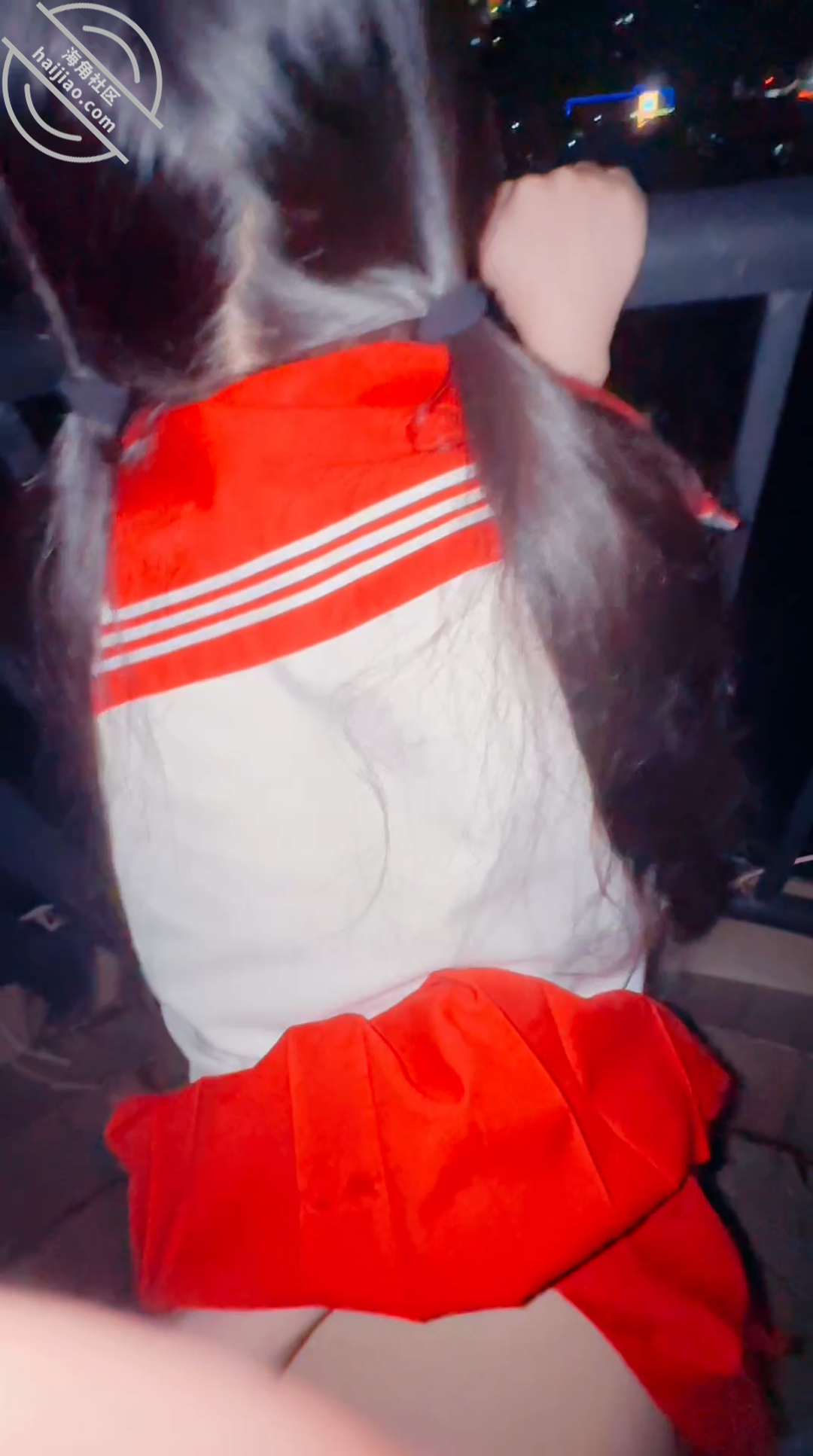 图片[7]-作者：萝莉小表妹 《【原创视频27】深夜天台上，偷摸跟表妹做爱，既兴奋又刺激，一个字爽》-老宋小屋