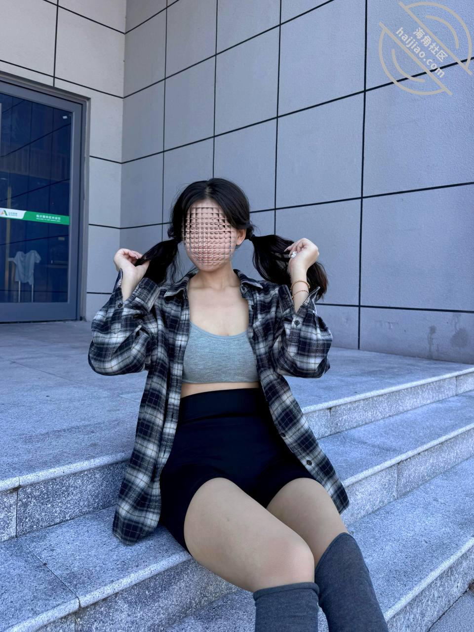 图片[7]-作者：39岁妈妈和30岁堂姐 《（原创105视频贴）和堂姐各种姿势，视角，特写，尽情的爆操她的淫穴》-老宋小屋