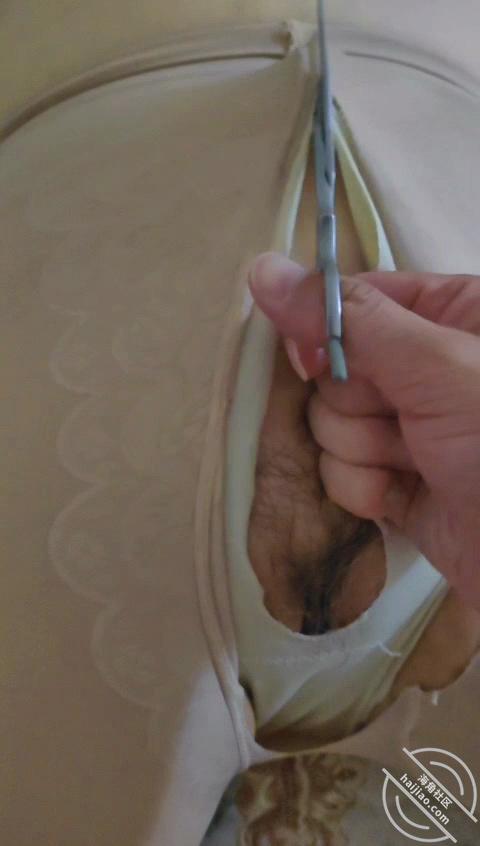 图片[7]-作者：熟控大胖 《【原创】客厅沙发给舅妈按摩，睡着后割开裤袜内裤插的舅妈喊我爸爸！撸鸡精品》-老宋小屋