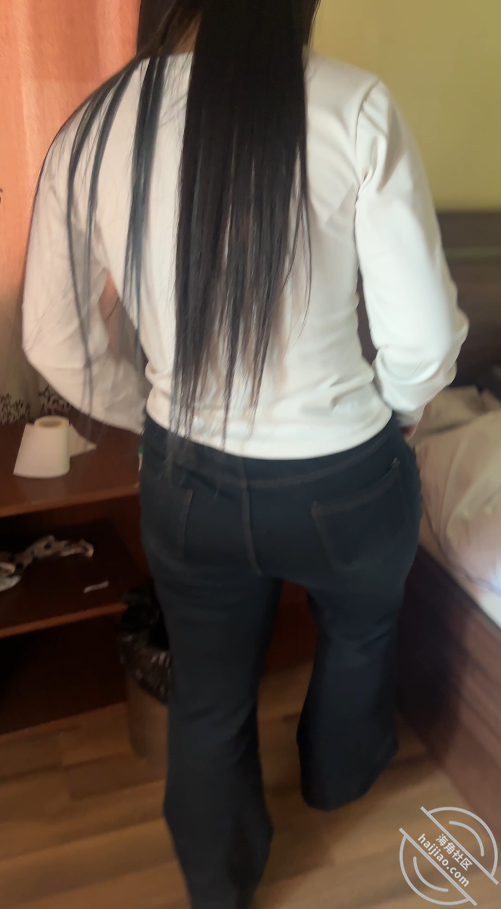 图片[8]-作者：隔壁老王约妹 《（原创）约啪06年19岁美甲店上班肥臀妹》-老宋小屋