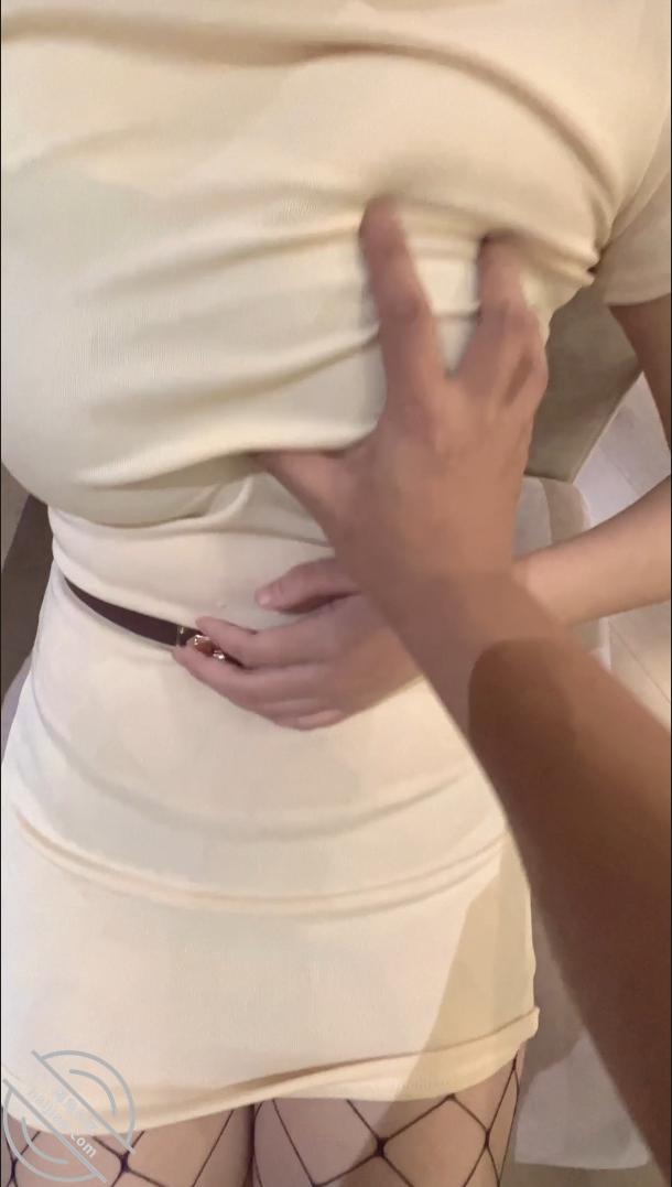 图片[8]-作者：奶子即正义 《原创:酒店约操兄弟老婆,高颜值巨乳肥臀反差御姐,无套内射,网袜真是绝了!》-老宋小屋