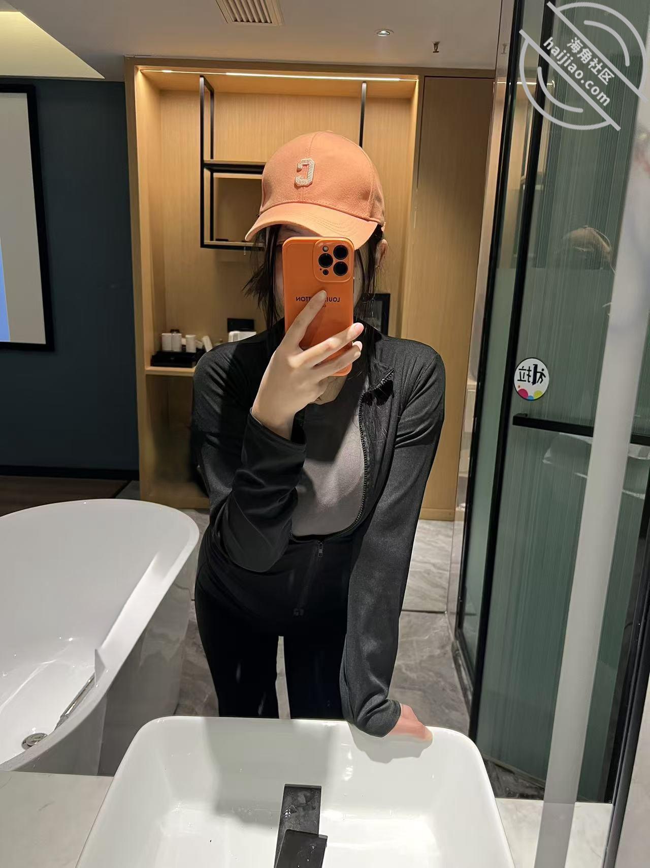 图片[8]-作者：奶子即正义 《原创:骑行圈认识的绝美少妇,身材太顶了,光是用眼睛看都受不了~》-老宋小屋