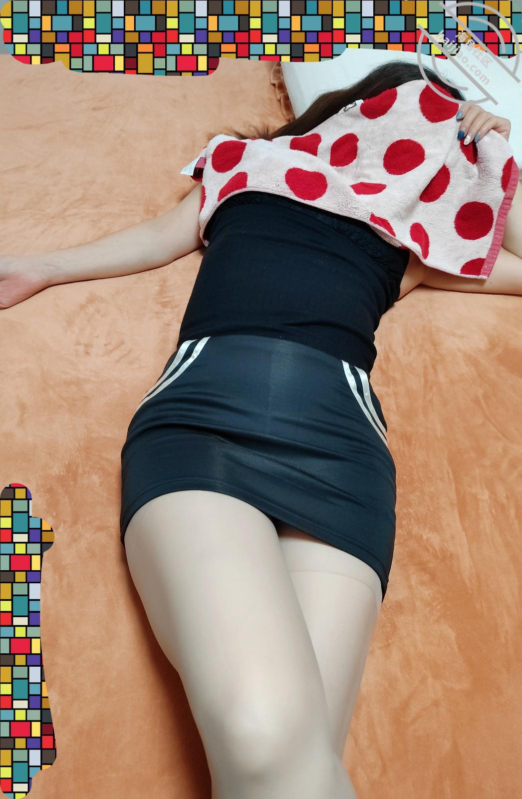 图片[8]-作者：熟控大胖 《原创！和同事在网咖时偷偷跑去他家干他妈妈，48岁街道办丝袜熟女阿姨》-老宋小屋