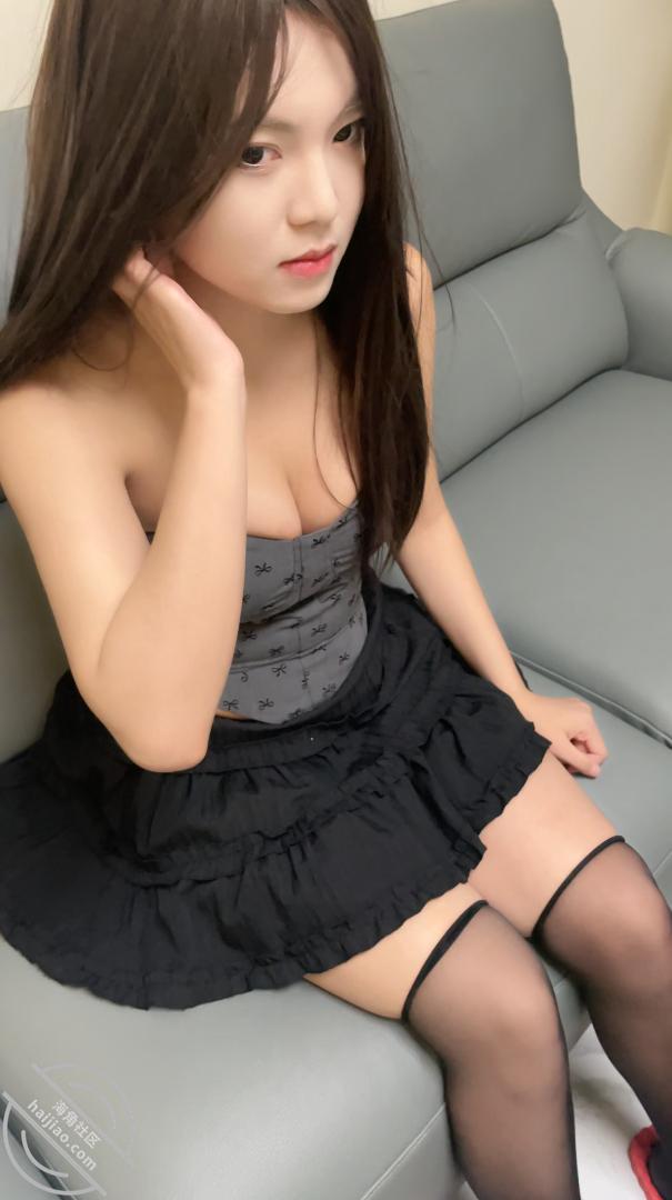 图片[8]-作者：烟色晚空、 《原创:趁老哥不在家,拿下他那超高颜值的老婆,光她那张脸就够我射得了~》-老宋小屋