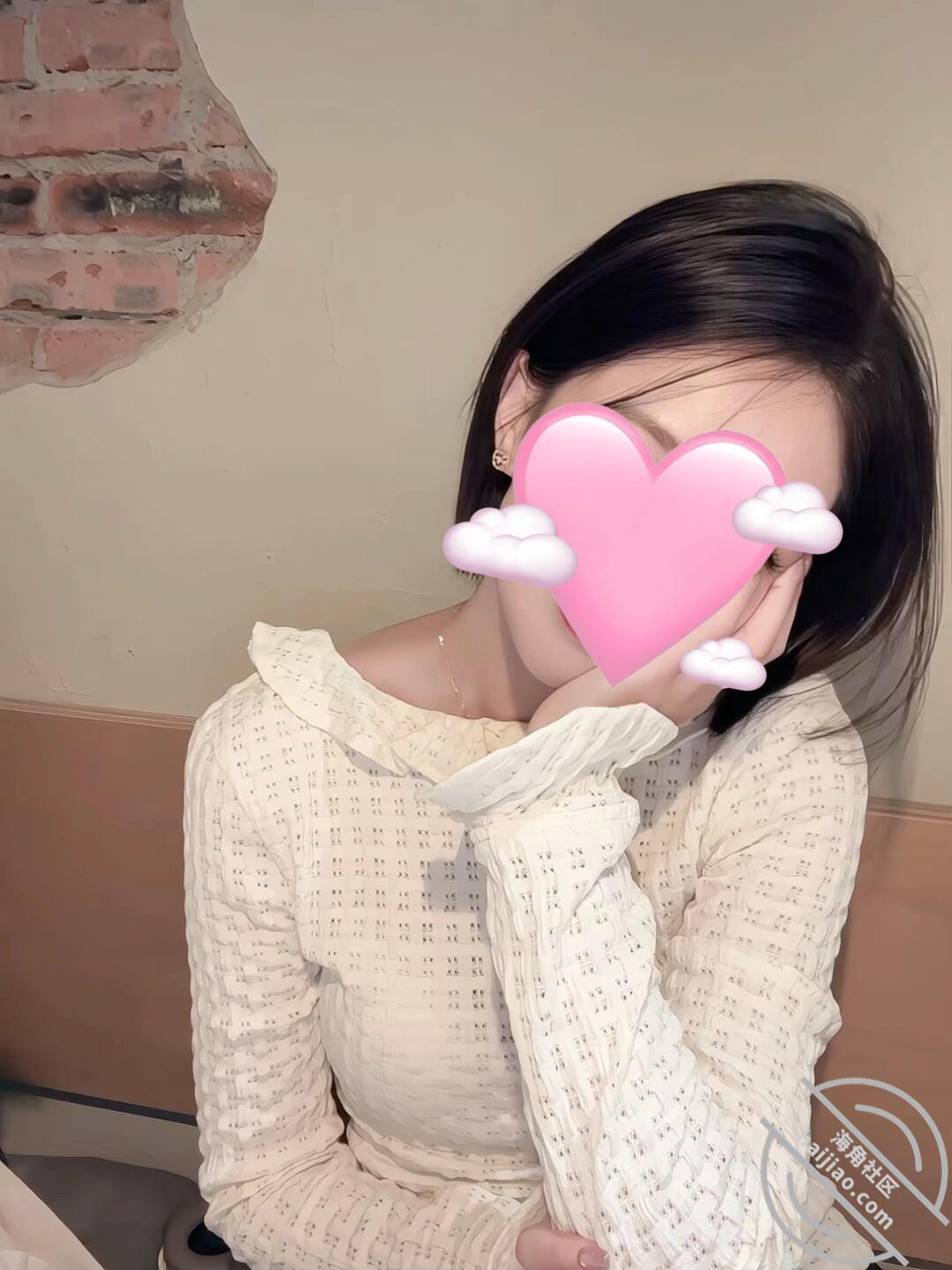 图片[8]-作者：亲姐姐的淫穴 《原创59视频贴，老爸没在家，让姐姐穿好丝袜在床上等着我，操的姐姐骚话不断》-老宋小屋