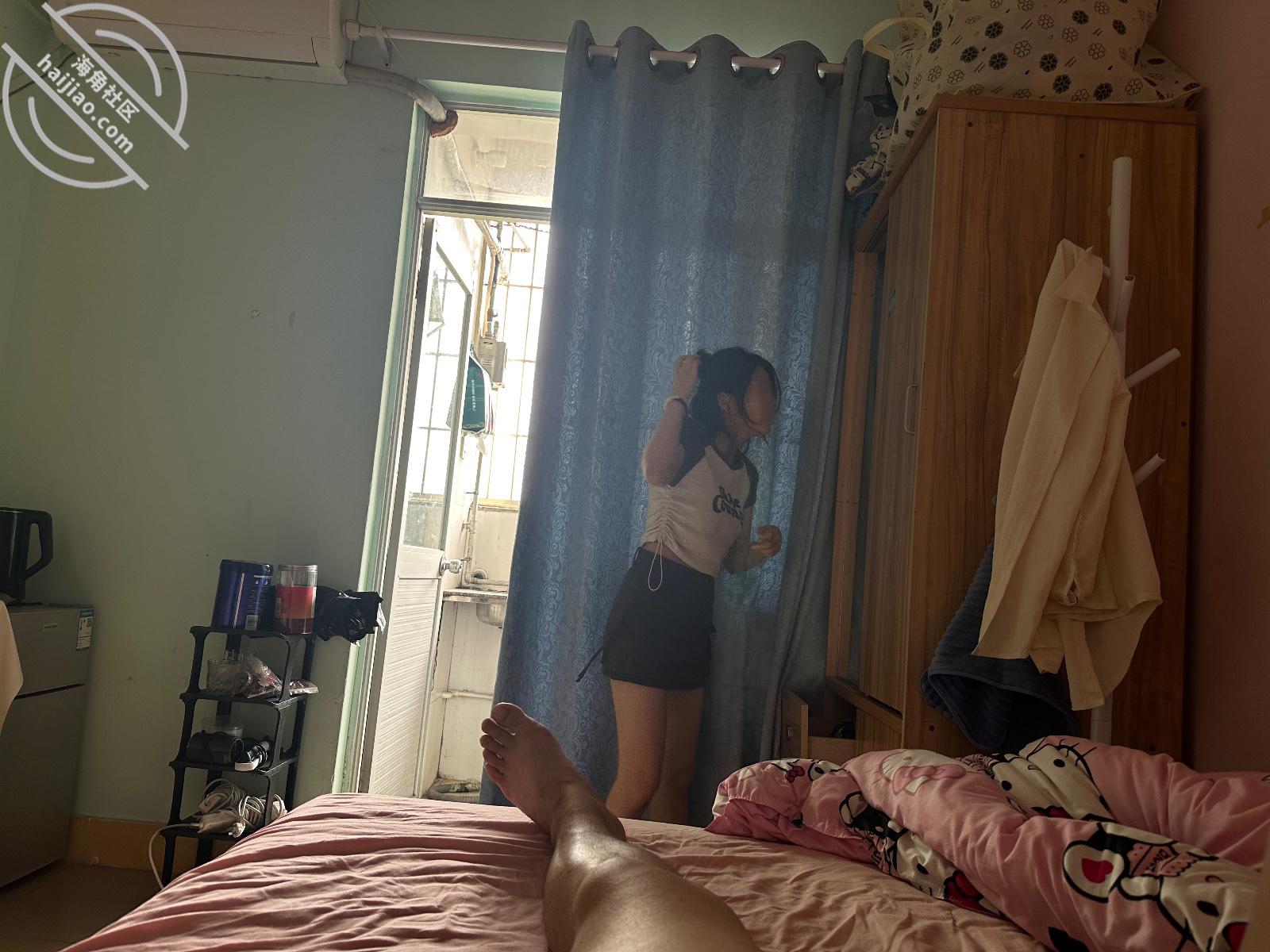 图片[8]-作者：我有个萝莉小表妹 《【11】早上起来~把半睡半醒的表妹操了，内裤脱掉一半就开始我的输出…嘿嘿》-老宋小屋