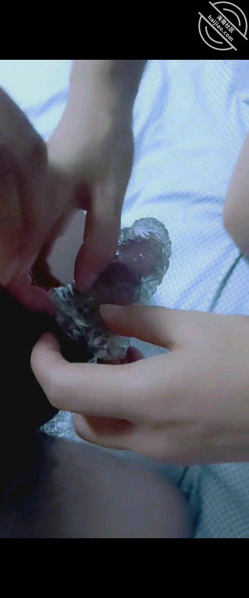 图片[9]-作者：我的瑜伽姐姐 《（原创）姐姐主动邀请我去她屋里，给我戴上狼牙套操逼，把姐姐小屄撑的满满的》-老宋小屋