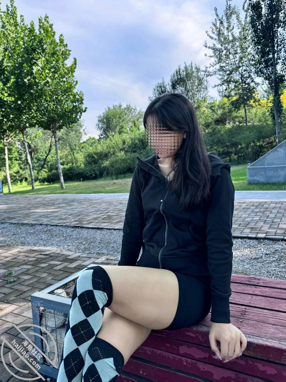 图片[9]-作者：39岁妈妈和30岁堂姐 《（原创105视频贴）和堂姐各种姿势，视角，特写，尽情的爆操她的淫穴》-老宋小屋