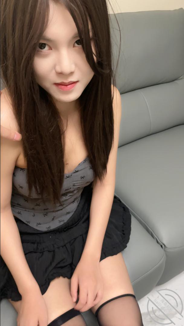 图片[9]-作者：烟色晚空、 《原创:趁老哥不在家,拿下他那超高颜值的老婆,光她那张脸就够我射得了~》-老宋小屋