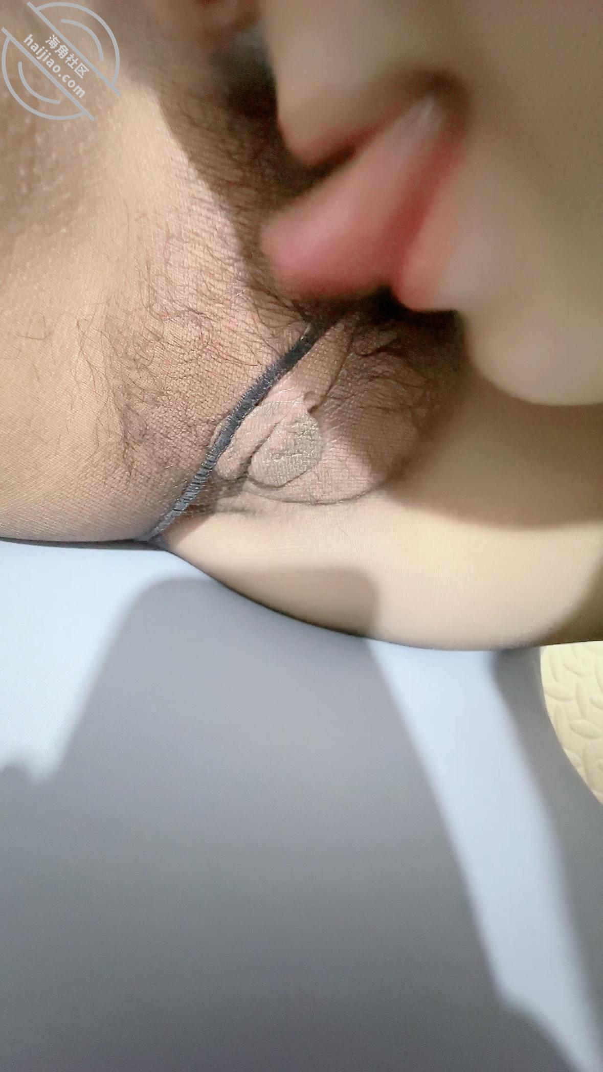 图片[9]-作者：长腿女儿丽丽 《（原创53）撕开女儿的长腿黑丝，屁眼上插着狐狸尾巴让我操》-老宋小屋