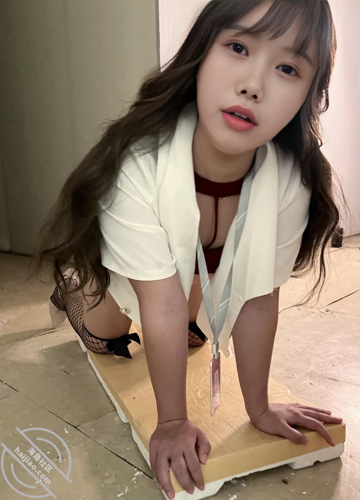 图片[9]-作者：舅妈的爱情故事 《【真实乱伦】狗爬骑着舅妈溜公司 把舅妈按在地上当狗操 惊险狗爬》-老宋小屋