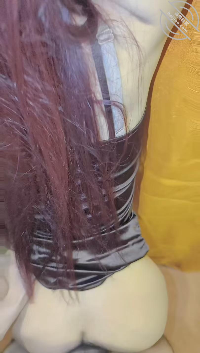 图片[9]-作者：亲姐的诱惑 《[原创视频]48生日夜餐厅包间把骚姐按在椅子扣逼连续狂喷，再回家狂操骚逼》-老宋小屋