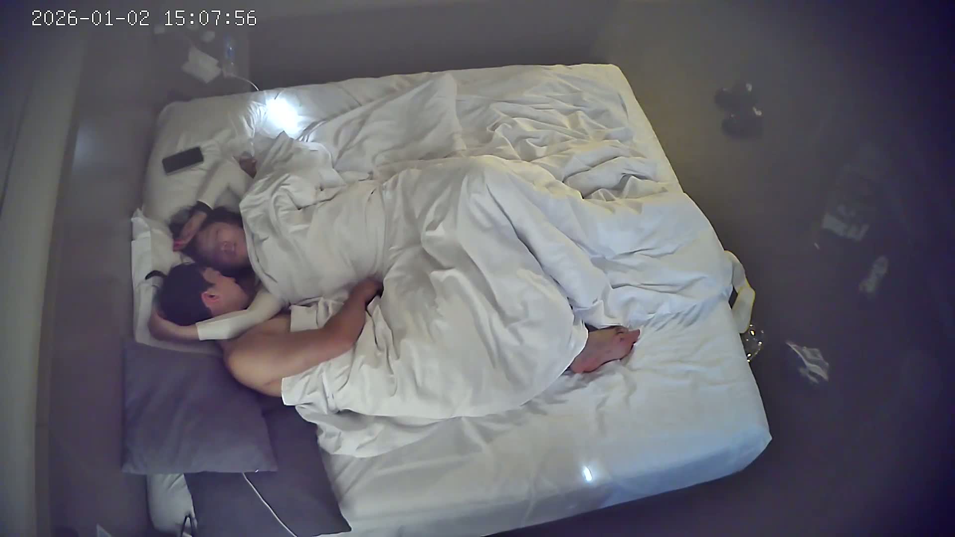 图片[8]-最新流出酒店上帝视角高清偷拍连续几天入住反差婊眼镜美女换上网袜黑丝挑逗男友被操的眼神迷离-老宋小屋