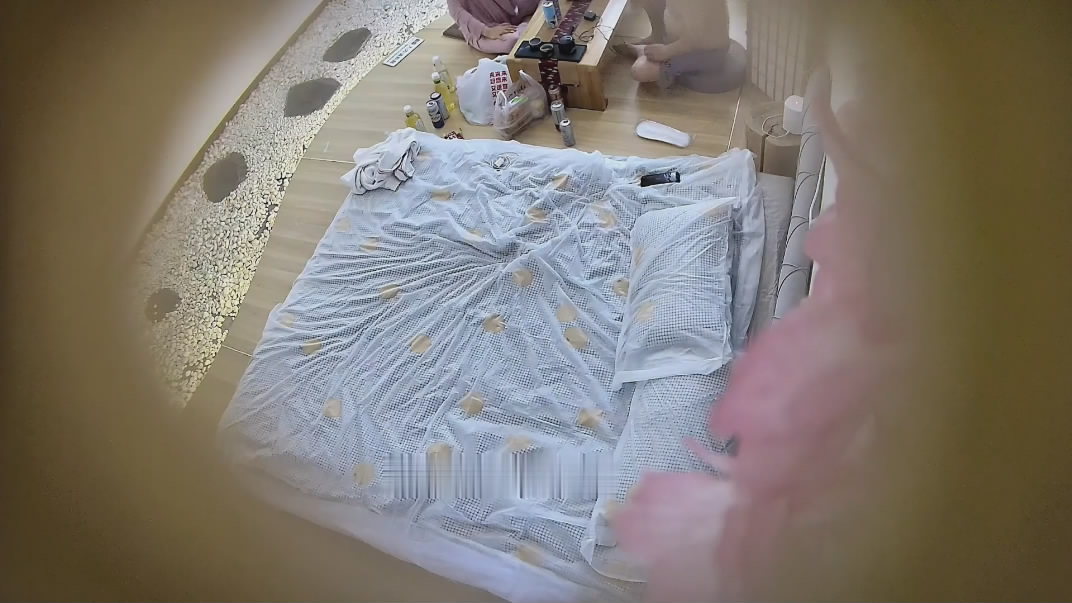 图片[4]-酒店偷拍胖大款和漂亮情妇幽会❤️先睡一觉吃饱和足再好好干一炮[MP4/1395MB]-老宋小屋